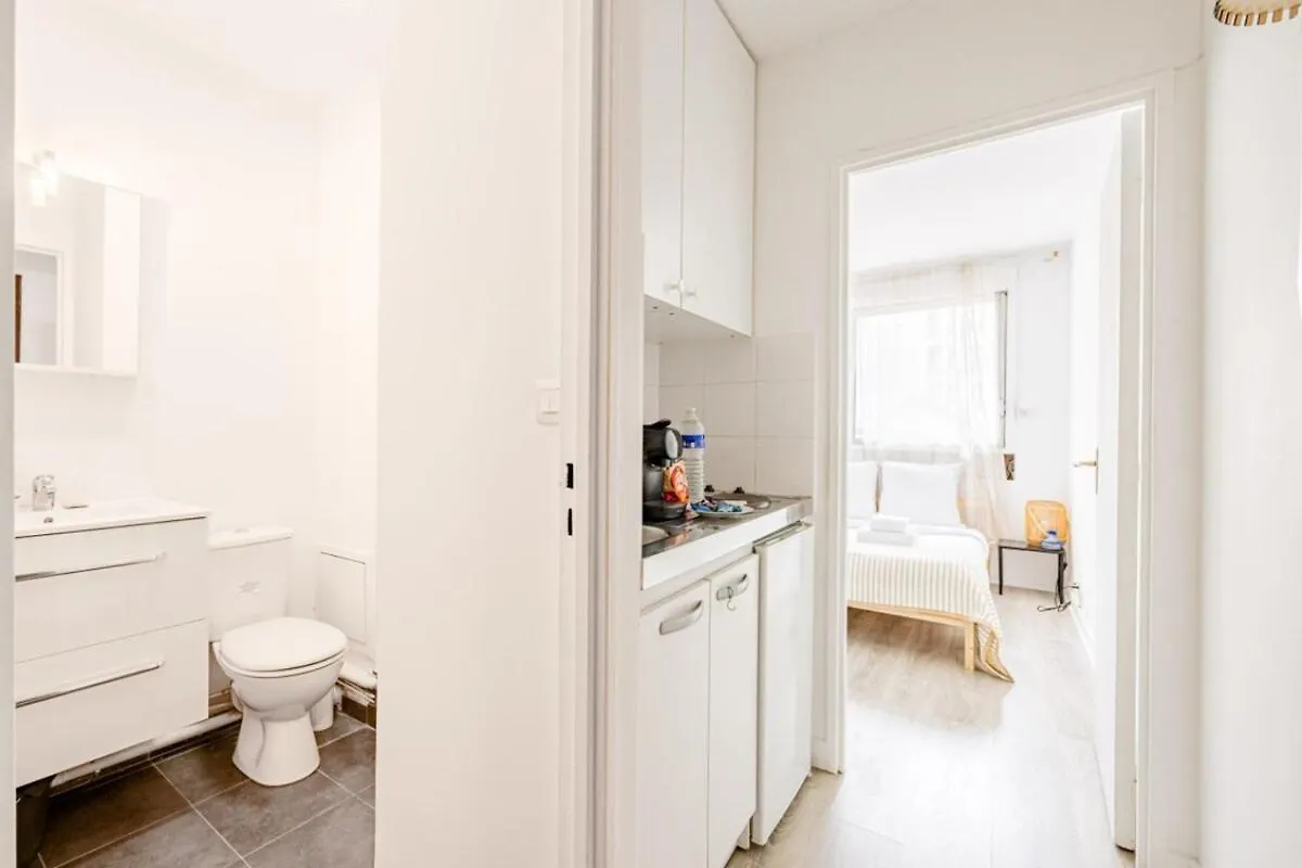 Amelot Mobilite Apartment Paris